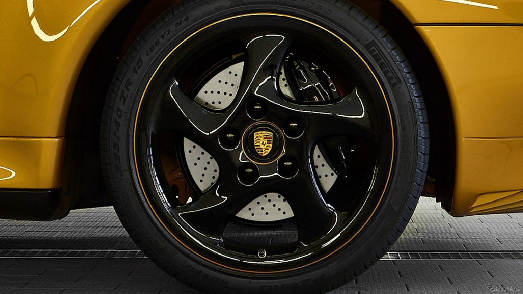 20年ぶりに1台のみ生産されたポルシェ 911 ターボ（993型）