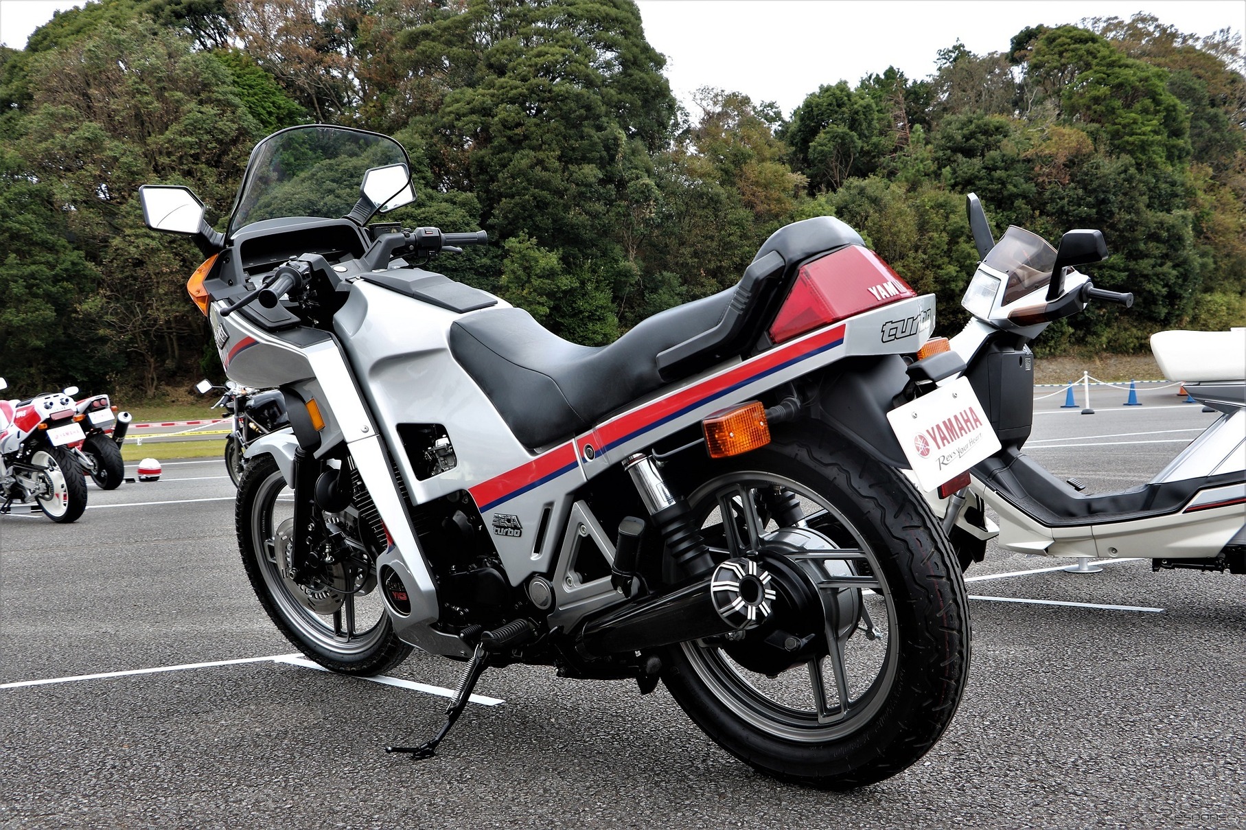 ヤマハ Xj650T