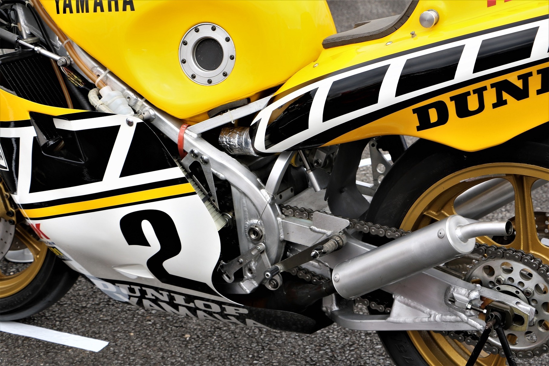 ヤマハ YZR700 OW69