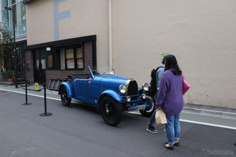 間近で見ると作りて手の息遣いまで見えてきそうなエネルギーを今に伝えるかのようだ。