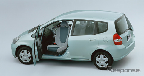 国際福祉機器展「売れてるクルマは良いクルマ」---ホンダ『ストリーム』介護車