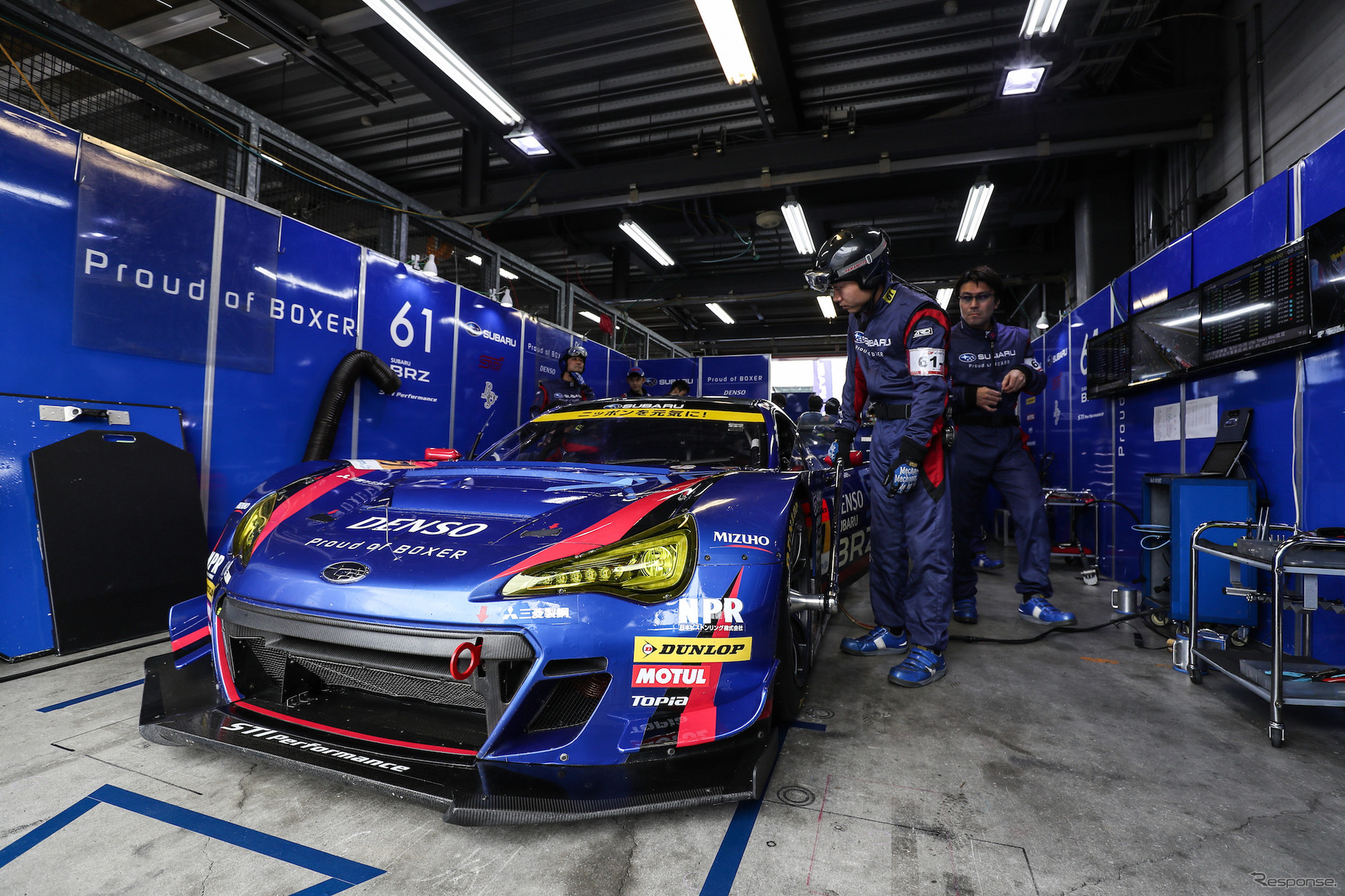 GT300クラス予選4位の#61 BRZ。