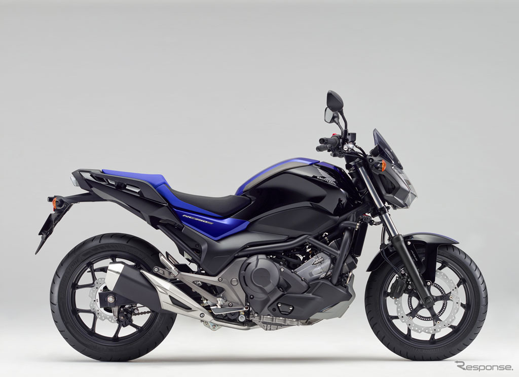 ホンダ NC750S DCT グラファイトブラック（ツートーン）