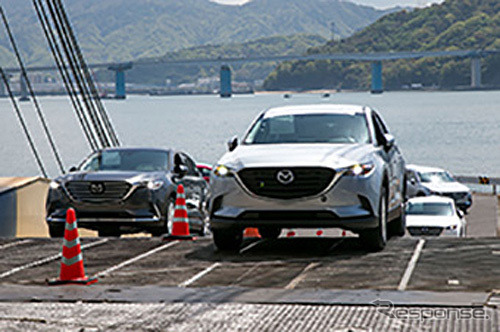 船積みされる マツダ CX-9