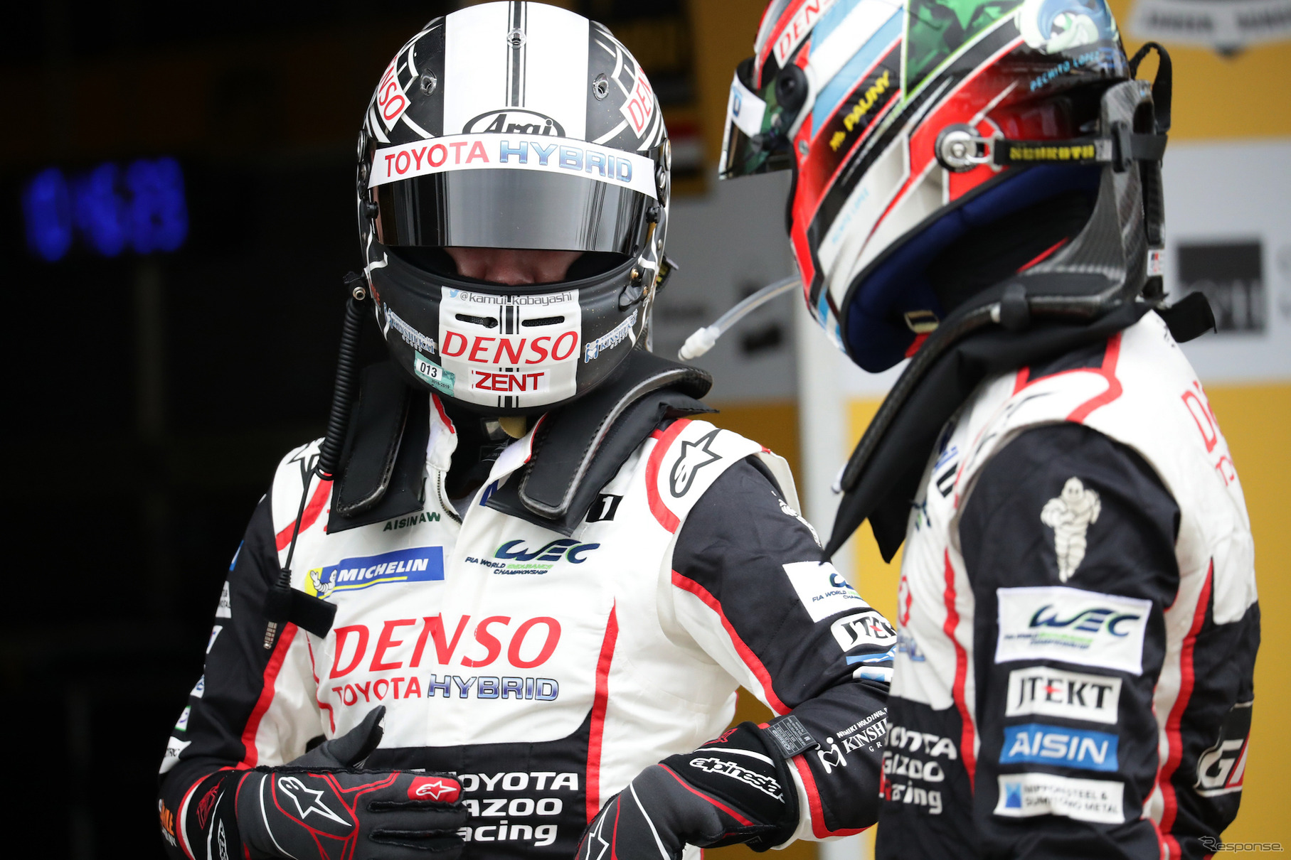 小林可夢偉（左、WEC参戦時）