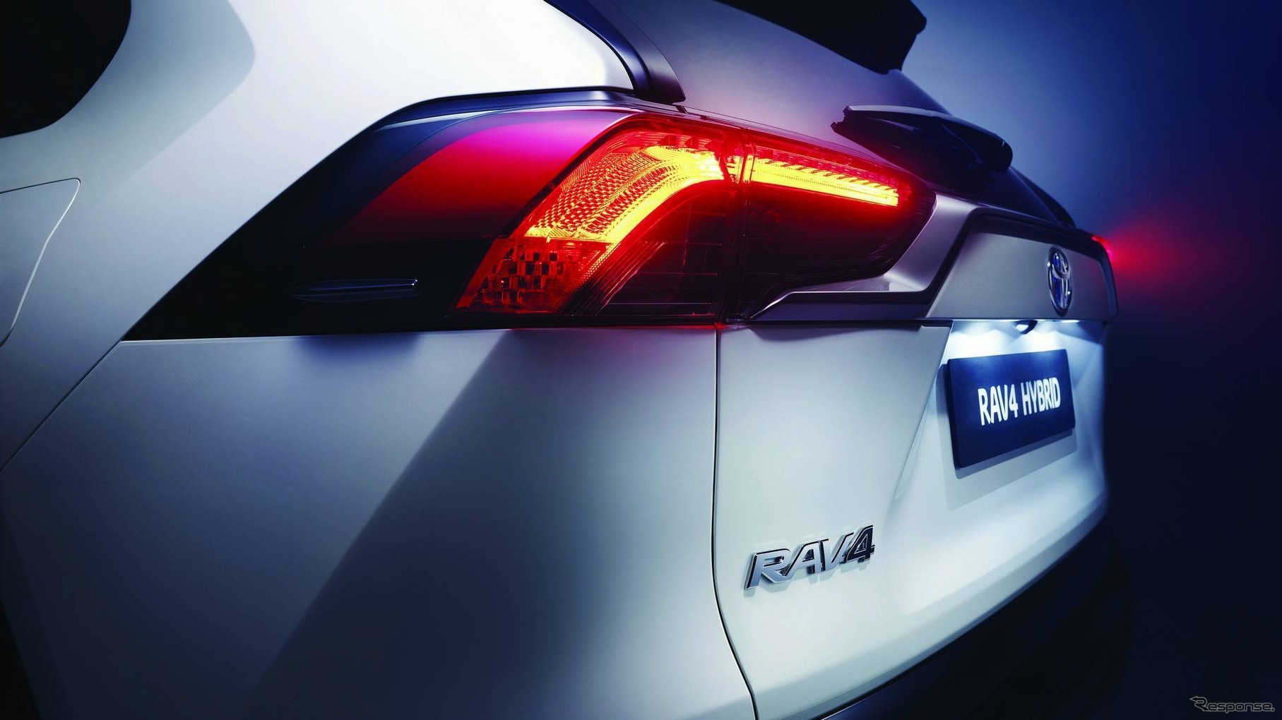 トヨタ RAV4 ハイブリッド 新型（欧州仕様）