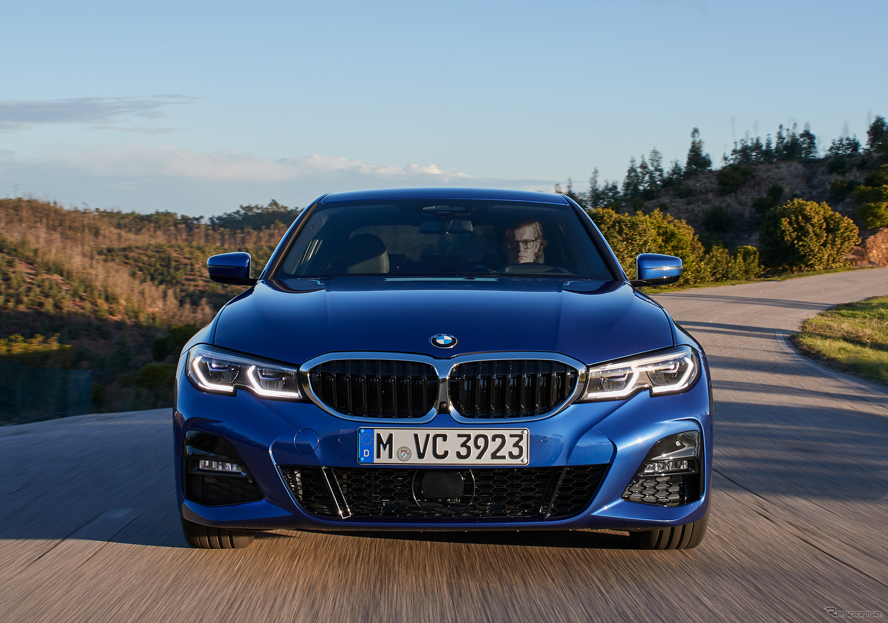 BMW 3シリーズ 新型（330i Mスポーツ）