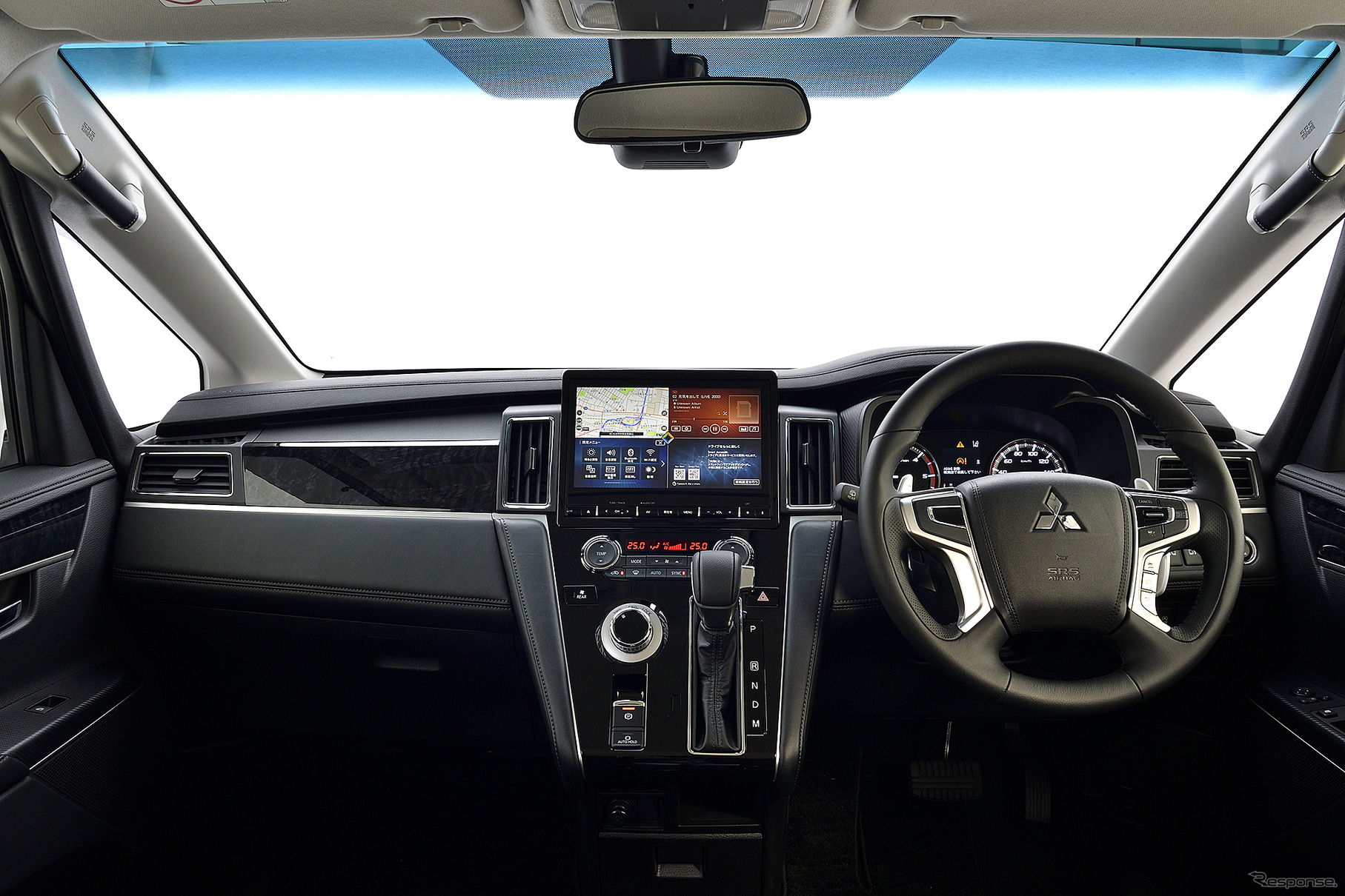 新型『デリカD:5』へのディーラーオプション採用が決定した『Quad View ナビゲーション』を、いち早く実車で体験!!
