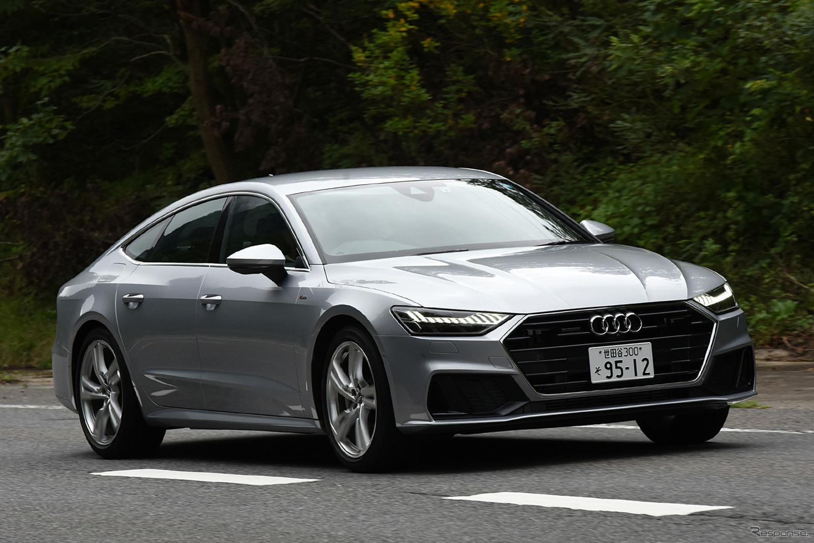 アウディ A7スポーツバック 新型