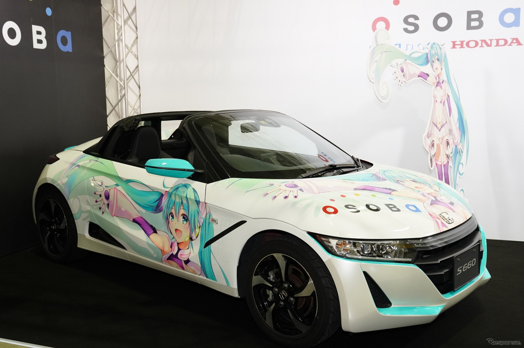 ドワンゴ×ホンダ 共同プロジェクト 矢吹健太朗氏描き下ろし初音ミク「S660」コラボカー（ 東京オートサロン2019）