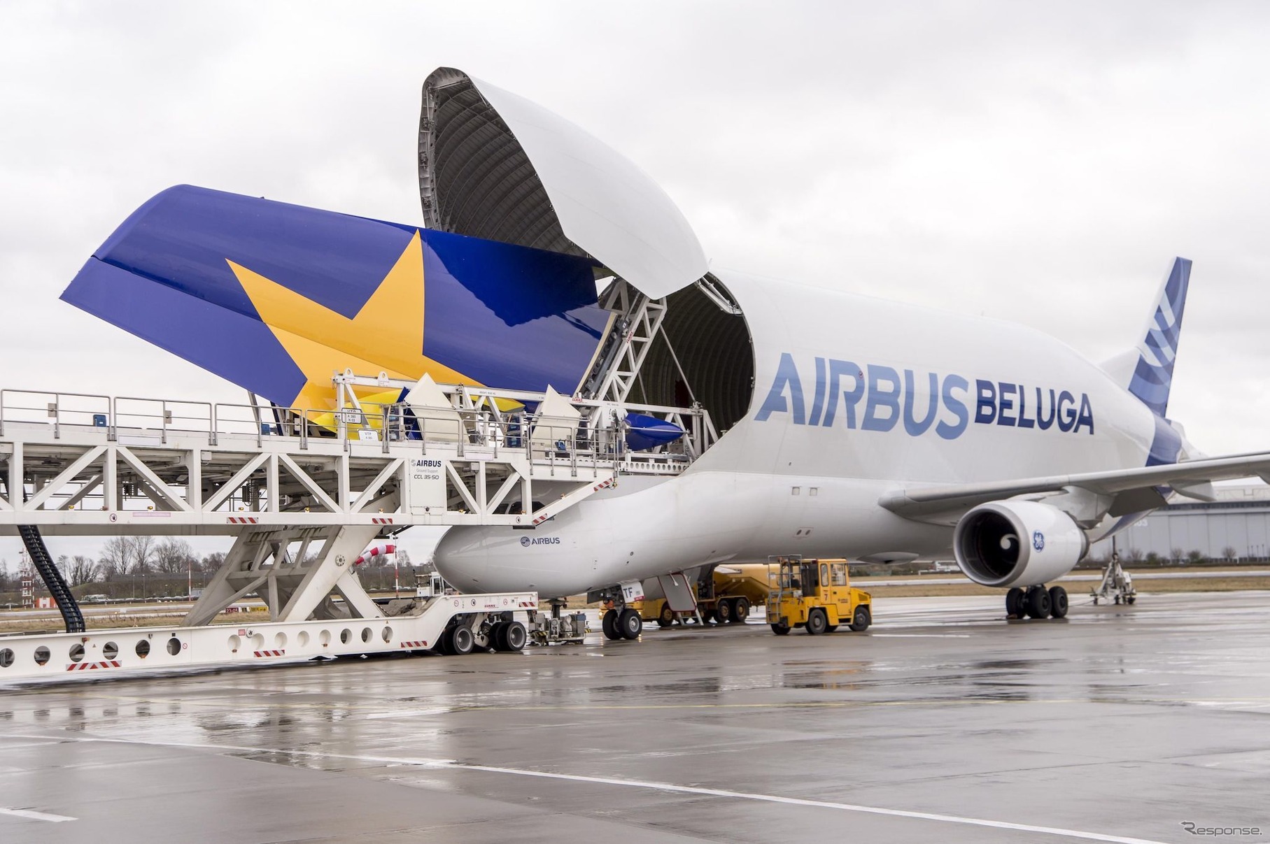 エアバスA380スカイマーク向け部品搬送（2014年）。のちにスカイマークの不払いで、エアバスは契約を解除する。