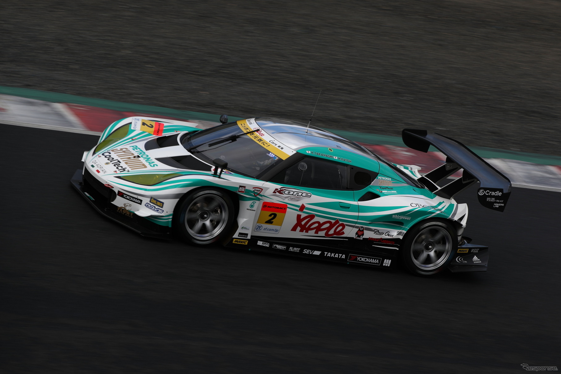 GT300クラス初日3番手タイムの#2 EVORA MC。