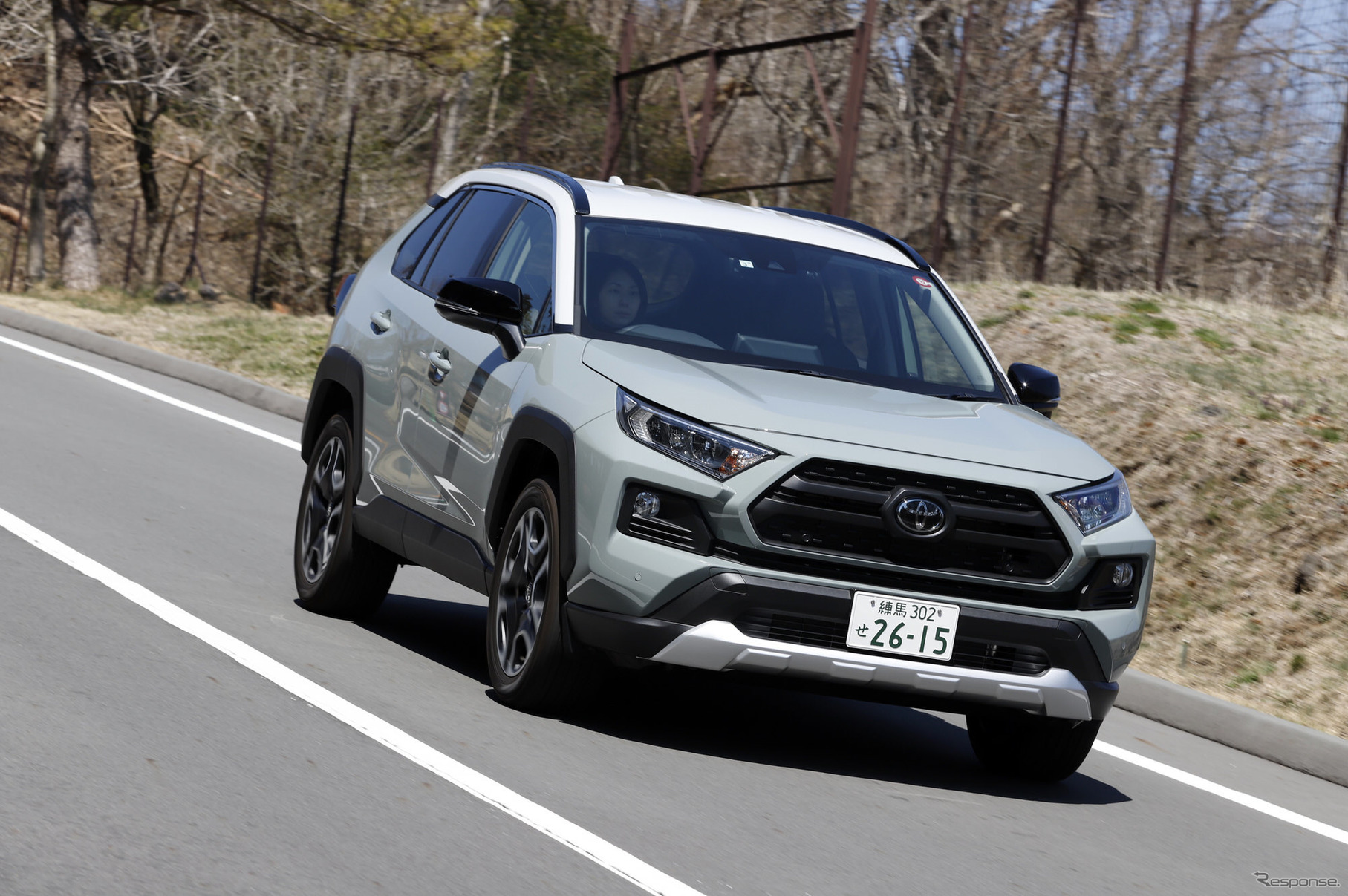 トヨタ RAV4 Adventure（アドベンチャー）