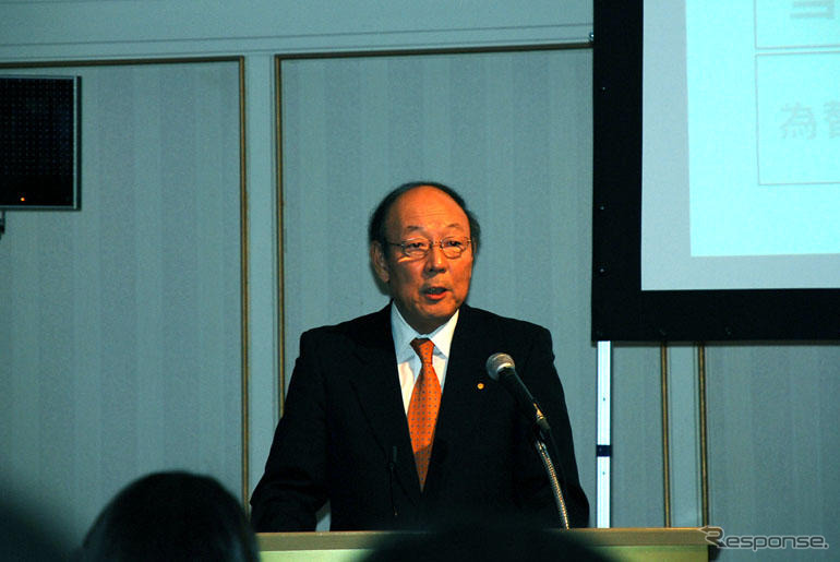 トヨタの鈴木専務「国内市場の活性化には時間がかかる」