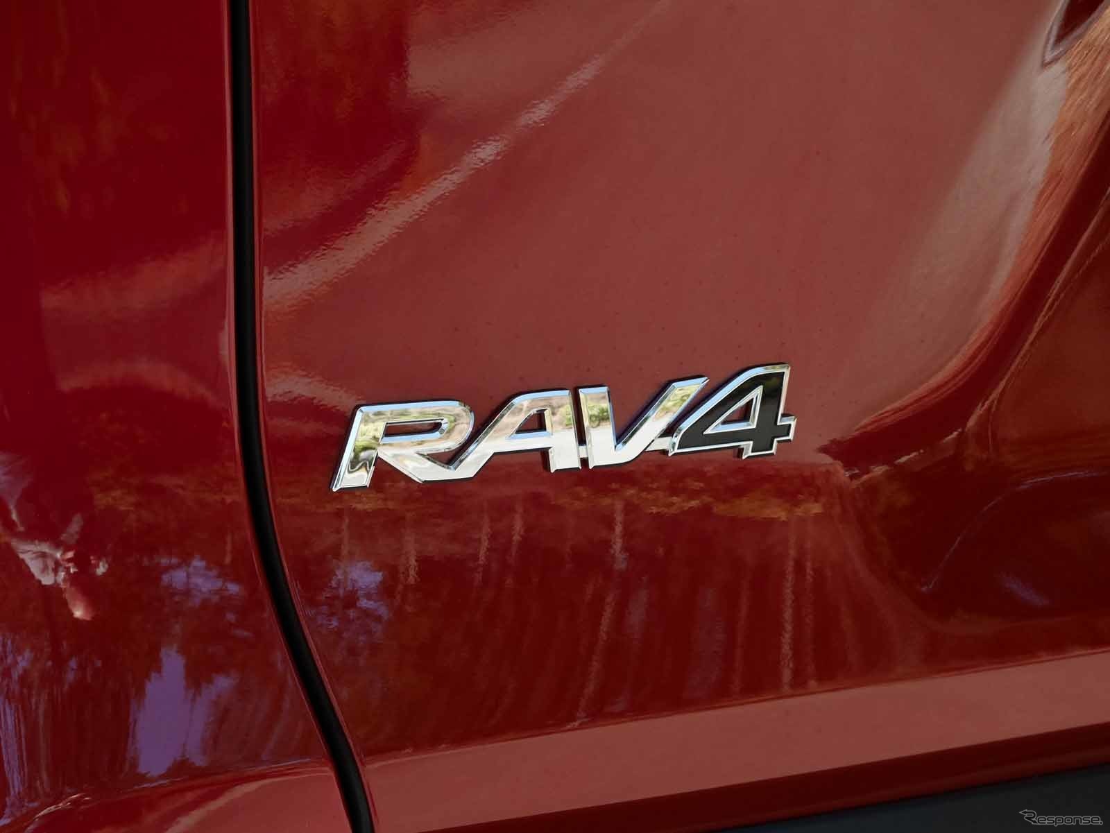 トヨタ RAV4ハイブリッド 新型