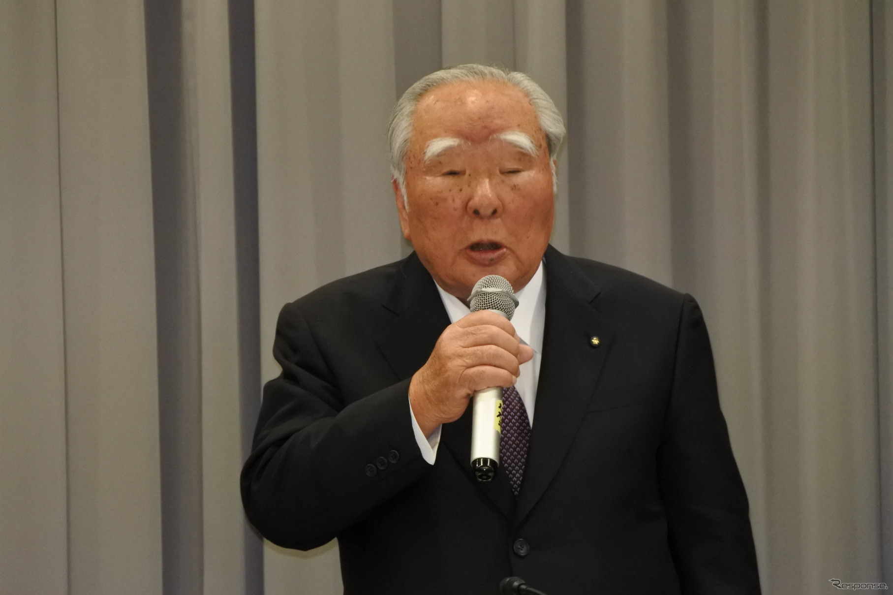 スズキ 鈴木修 会長