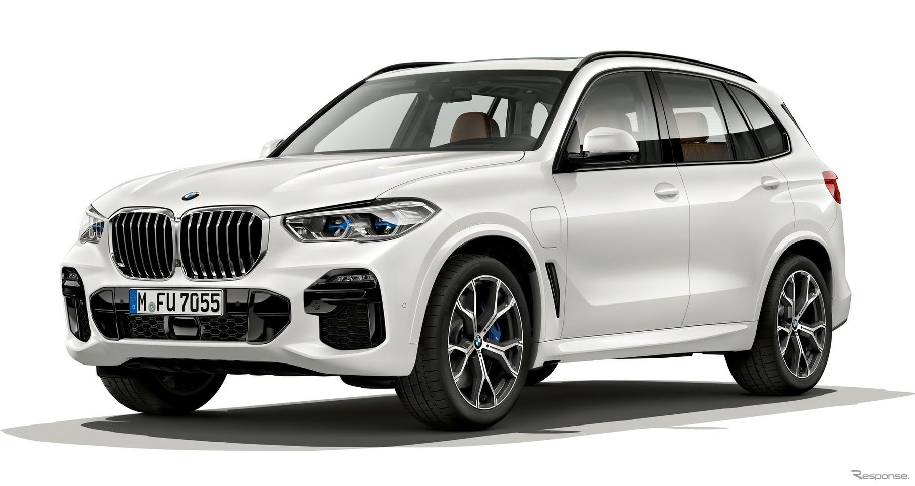 BMW X5 新型のPHV、xDrive 45e