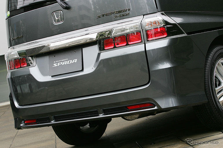 【ホンダ ステップワゴン 改良】スパーダはココが違う