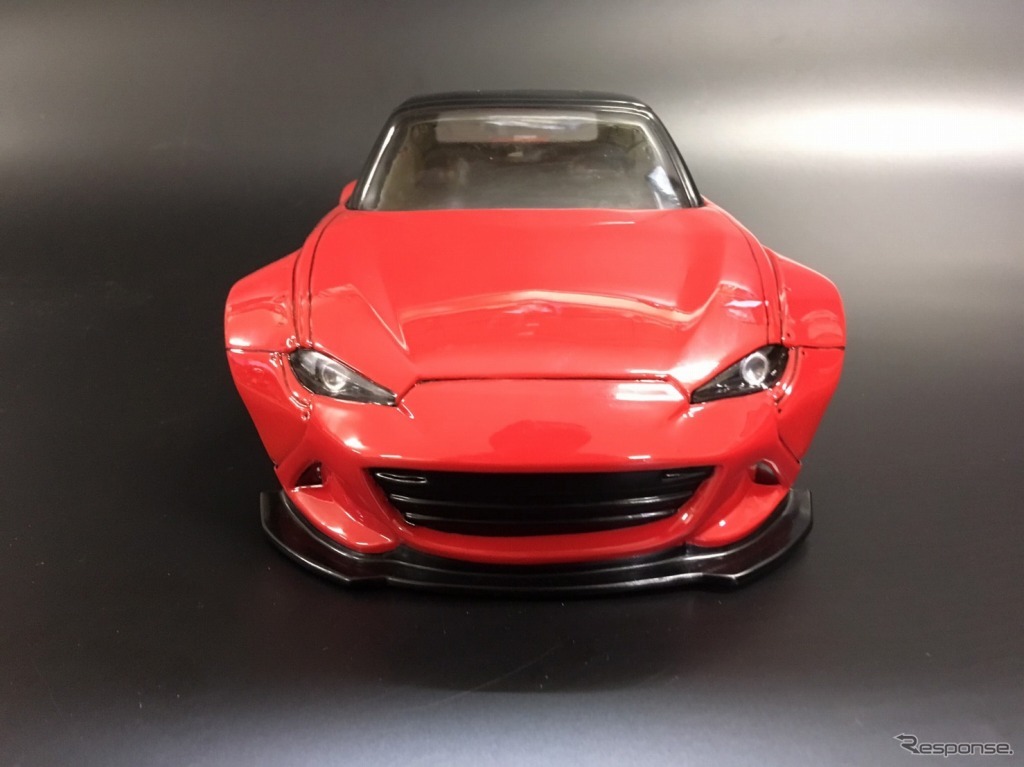 1/10スケールRCカー用ボディ「PANDEM MAZDA ROADSTER」