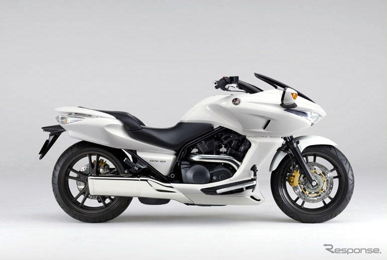 ホンダ、大人の大型スポーツクルーザーを発売…新開発トランスミッション