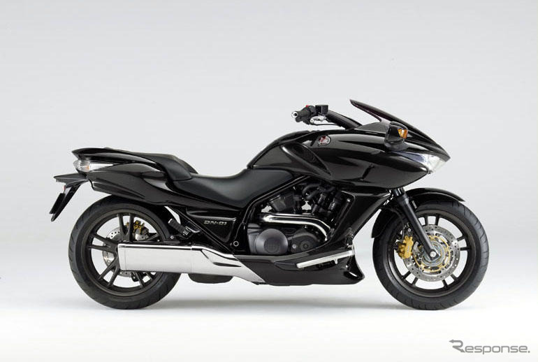 ホンダ、大人の大型スポーツクルーザーを発売…新開発トランスミッション