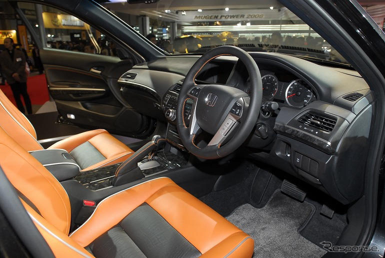 【東京オートサロン08】写真蔵…Modulo インスパイア