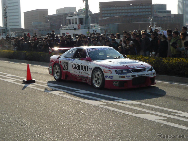 歴代レースマシンが防災基地を走行…日産 Potential for Your Driving