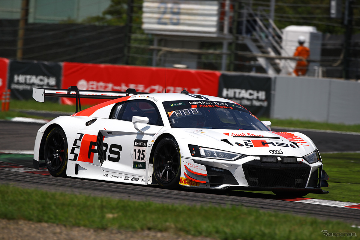 ［鈴鹿10時間］5時間経過時点で6位の#125 Audi Sport Team Absolute Racing