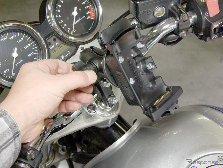 【GARMIN zumo550 使ってみた (1)】これならツーリングでも迷わない　バイク専用ナビ