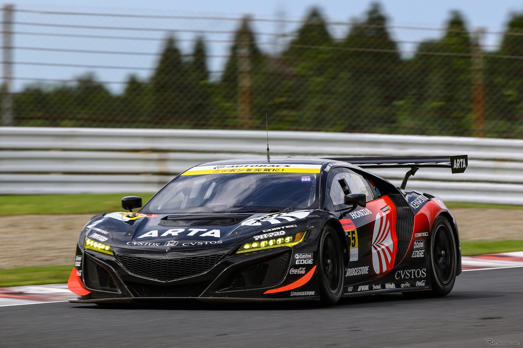 GT300クラス予選7位の#55 NSX。