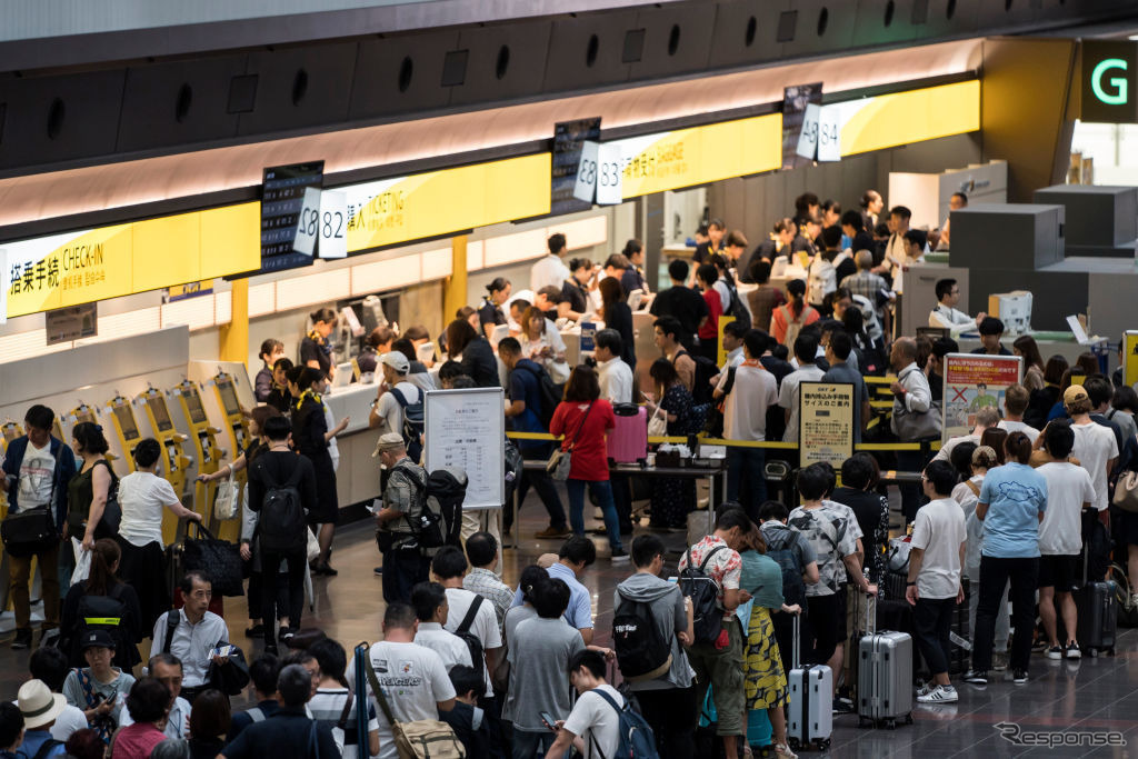 空の便もダイヤに乱れ（9月9日、羽田空港）