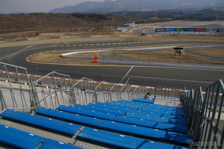 【F1日本GP】改善したC席スタンドを公開…富士スピードウェイ