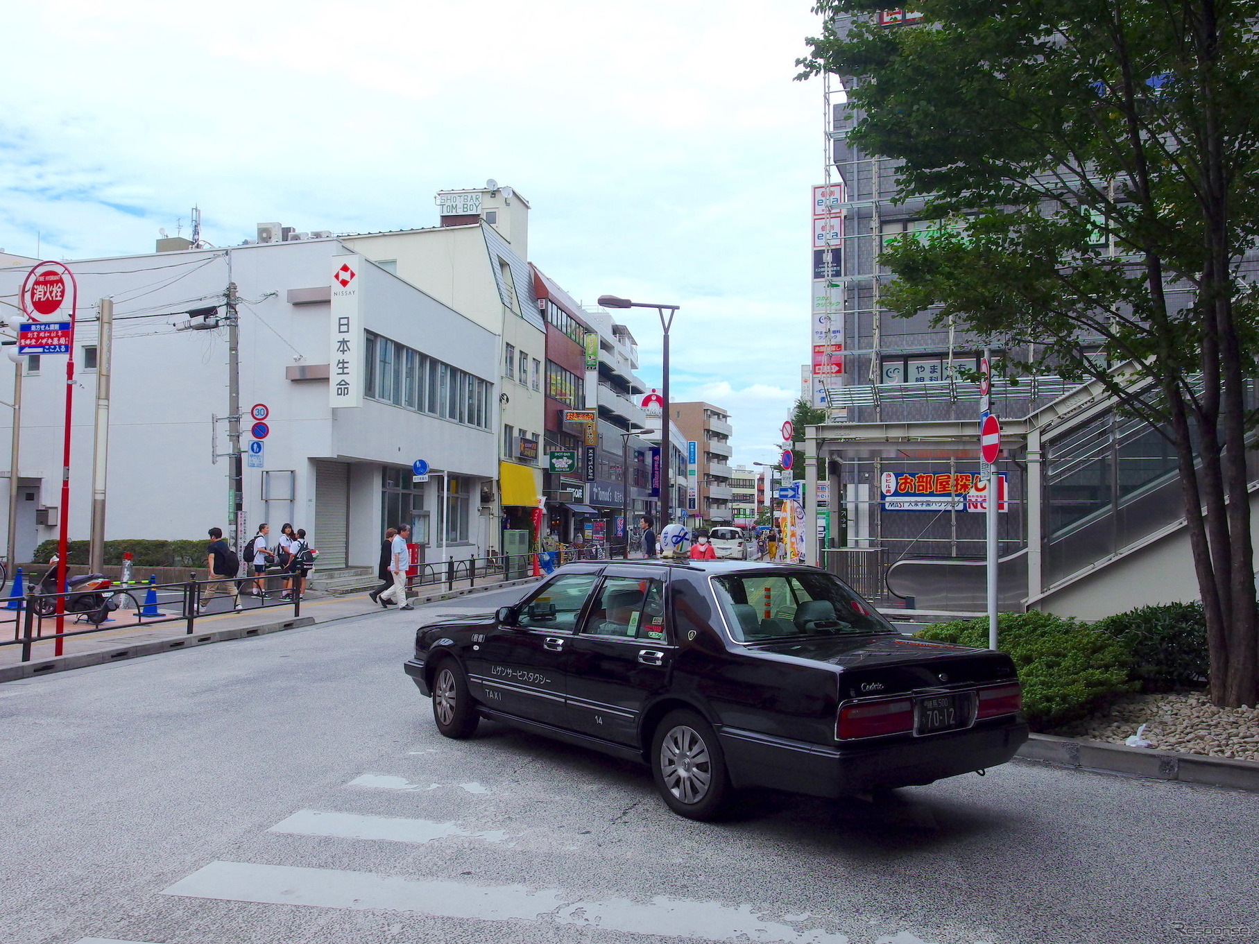 大泉学園駅前