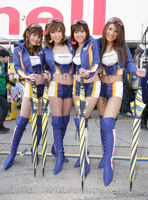 【SUPER GT 第1戦】写真蔵…ピットウォーク
