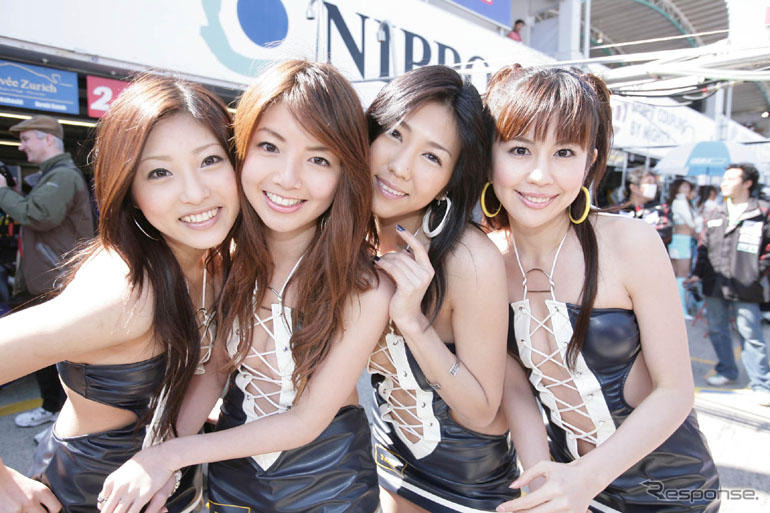 【SUPER GT 第1戦】写真蔵…ピットウォーク