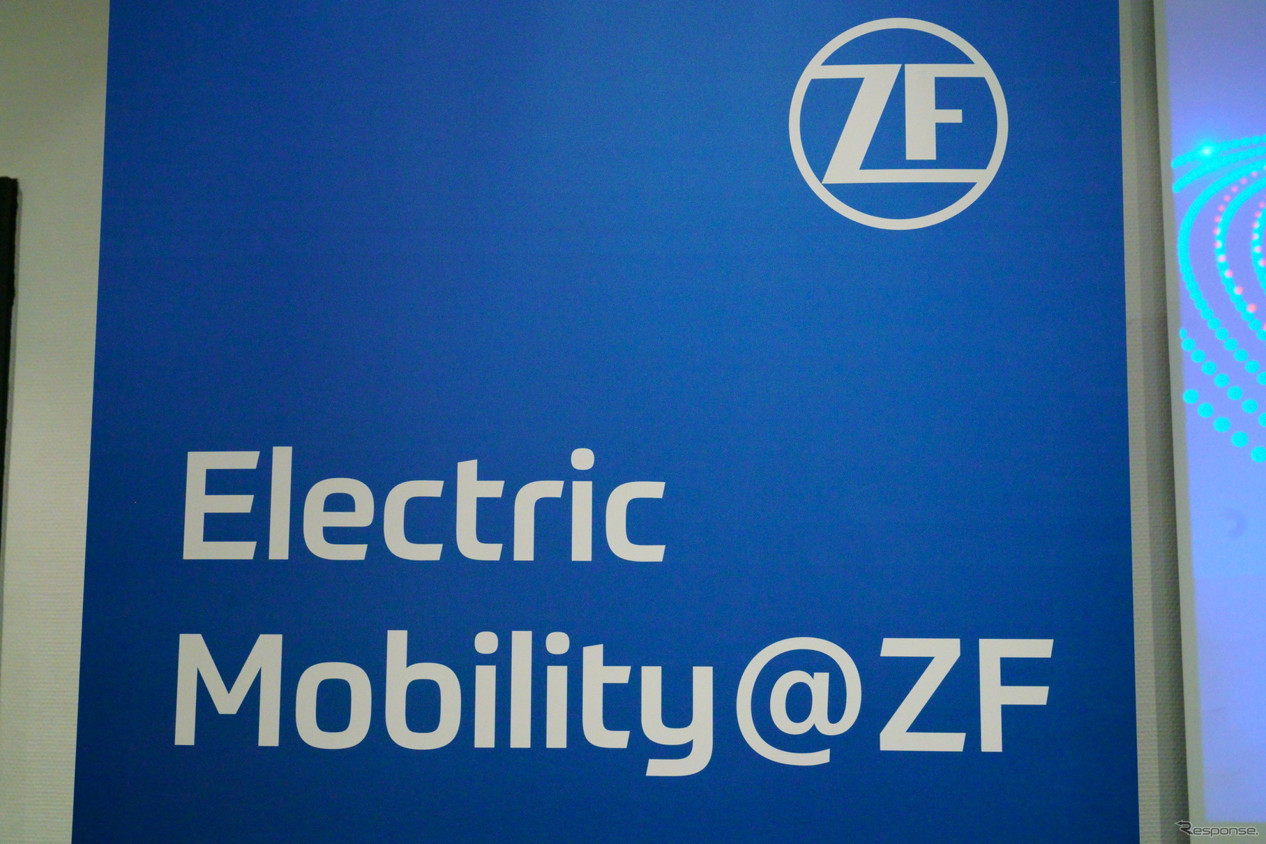 ZFは、マヒンドラのマシンにショックアブソーバーを含むサスペンション技術を提供