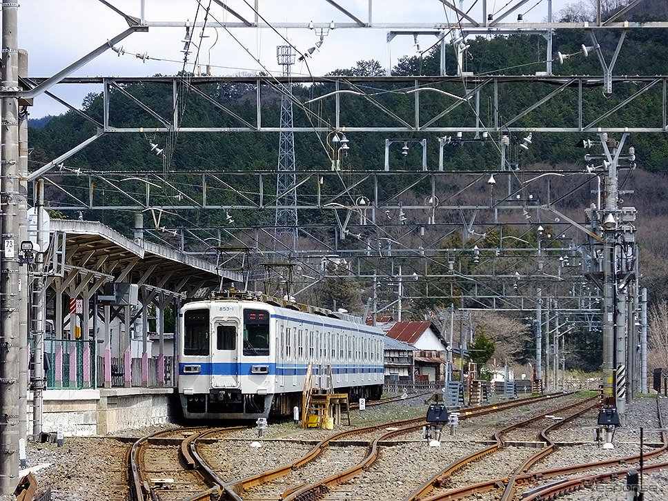 東武佐野線では、佐野～葛生間が再開未定とされていたが、10月24日始発から再開されることになった。写真は東武佐野線葛生駅。