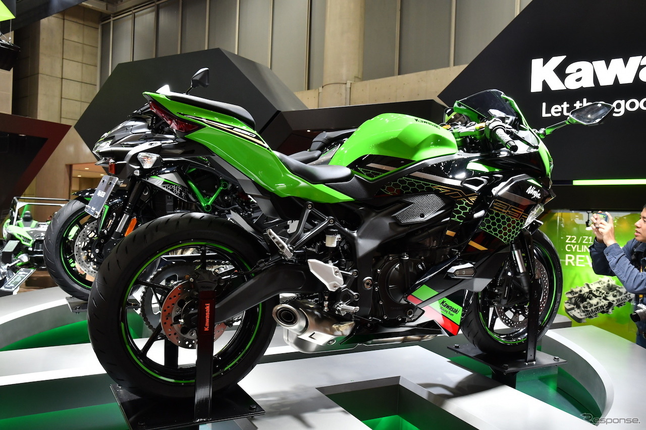 カワサキ Ninja ZX-25R（東京モーターショー2019）