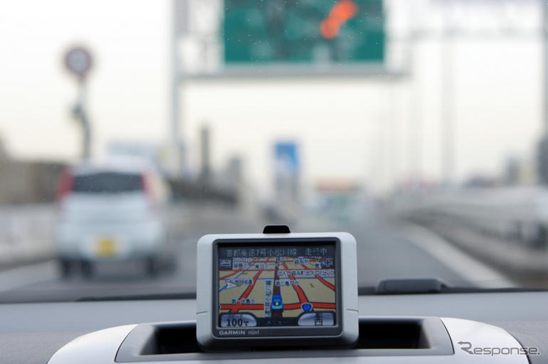 【GARMIN nuvi250使ってみた(1)】“シンプルな使いやすさ”と“コストパフォーマンス”の両立