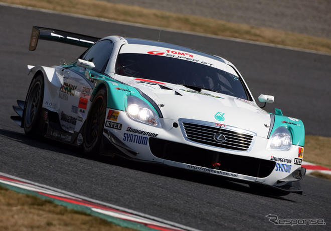 【SUPER GT】GT-R vs NSX がっぷり四つ！