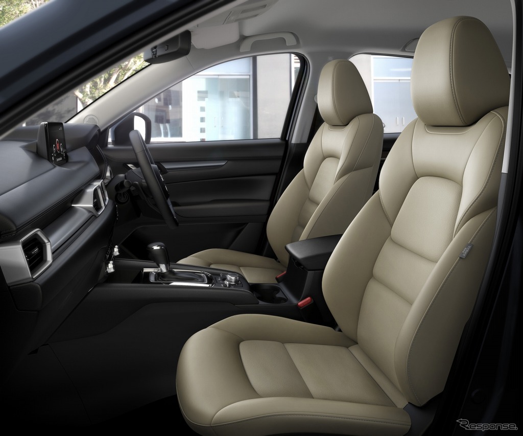 マツダ CX-5 特別仕様車シルク ベージュ セレクション