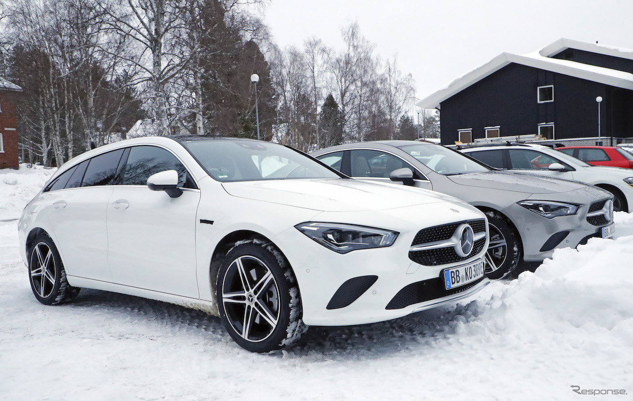 メルセデスベンツ CLA 新型に設定されるPHEV「250e」開発車両（スクープ写真）