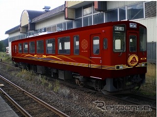 AN8900形8905号をベースにした『笑EMI』の車体イメージ。