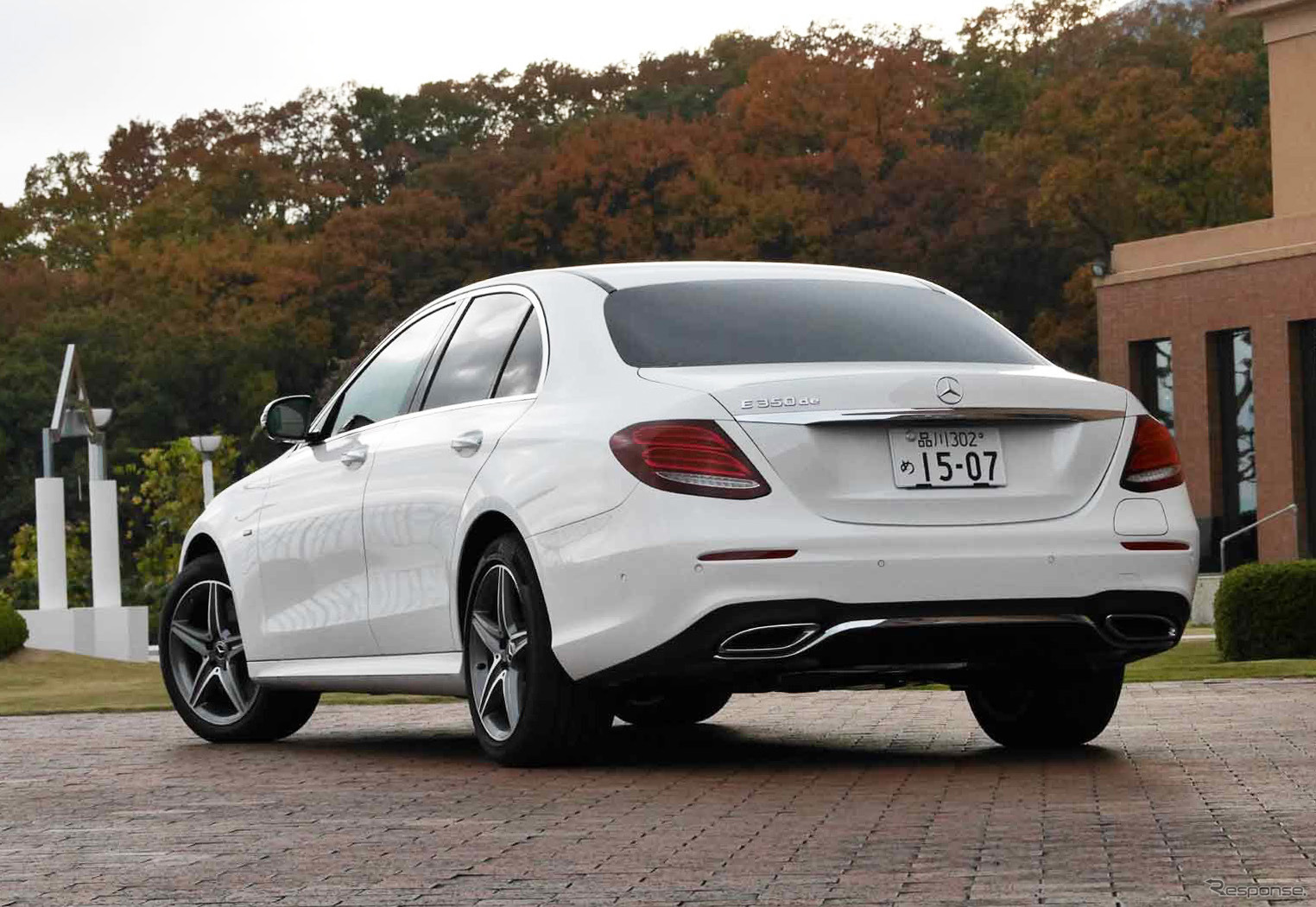 メルセデスベンツ E350de