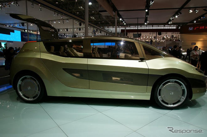 【北京モーターショー08】リチウムポリマー電池搭載のハイブリッド…広州汽車
