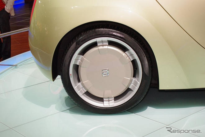 【北京モーターショー08】リチウムポリマー電池搭載のハイブリッド…広州汽車