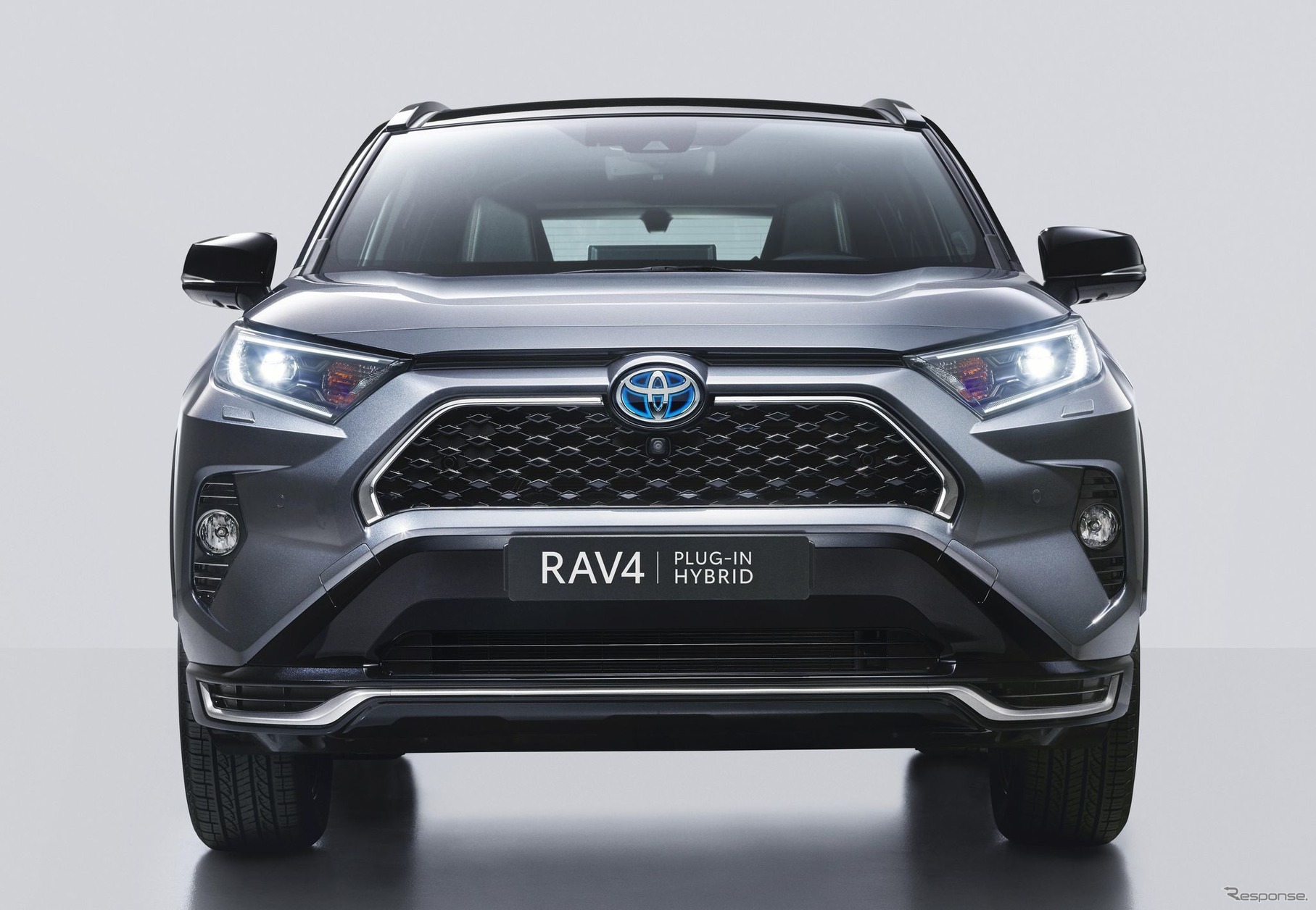 トヨタ RAV4 新型のPHV（欧州仕様）