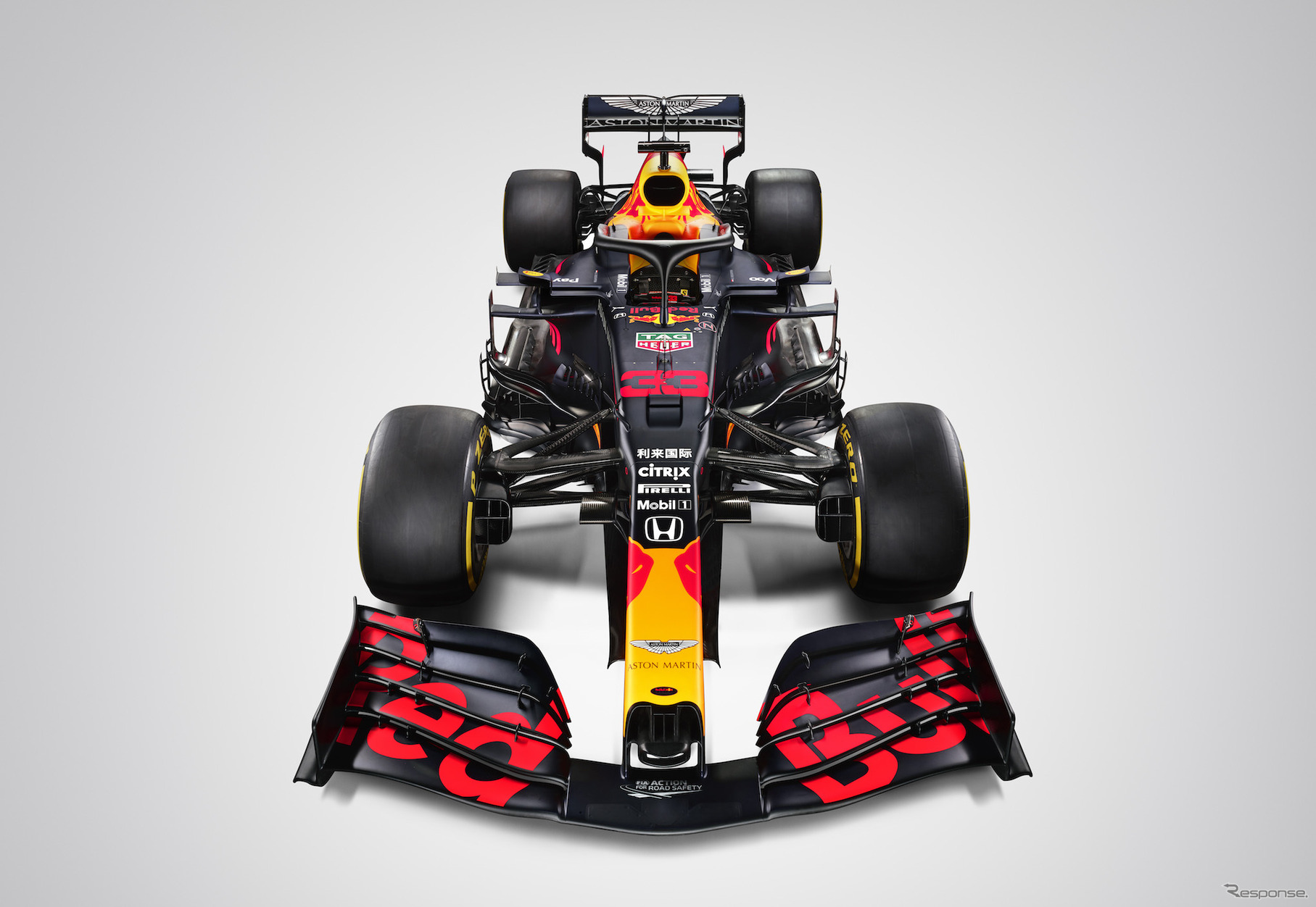 2020年型のレッドブル・ホンダ「RB16」が“発進”。