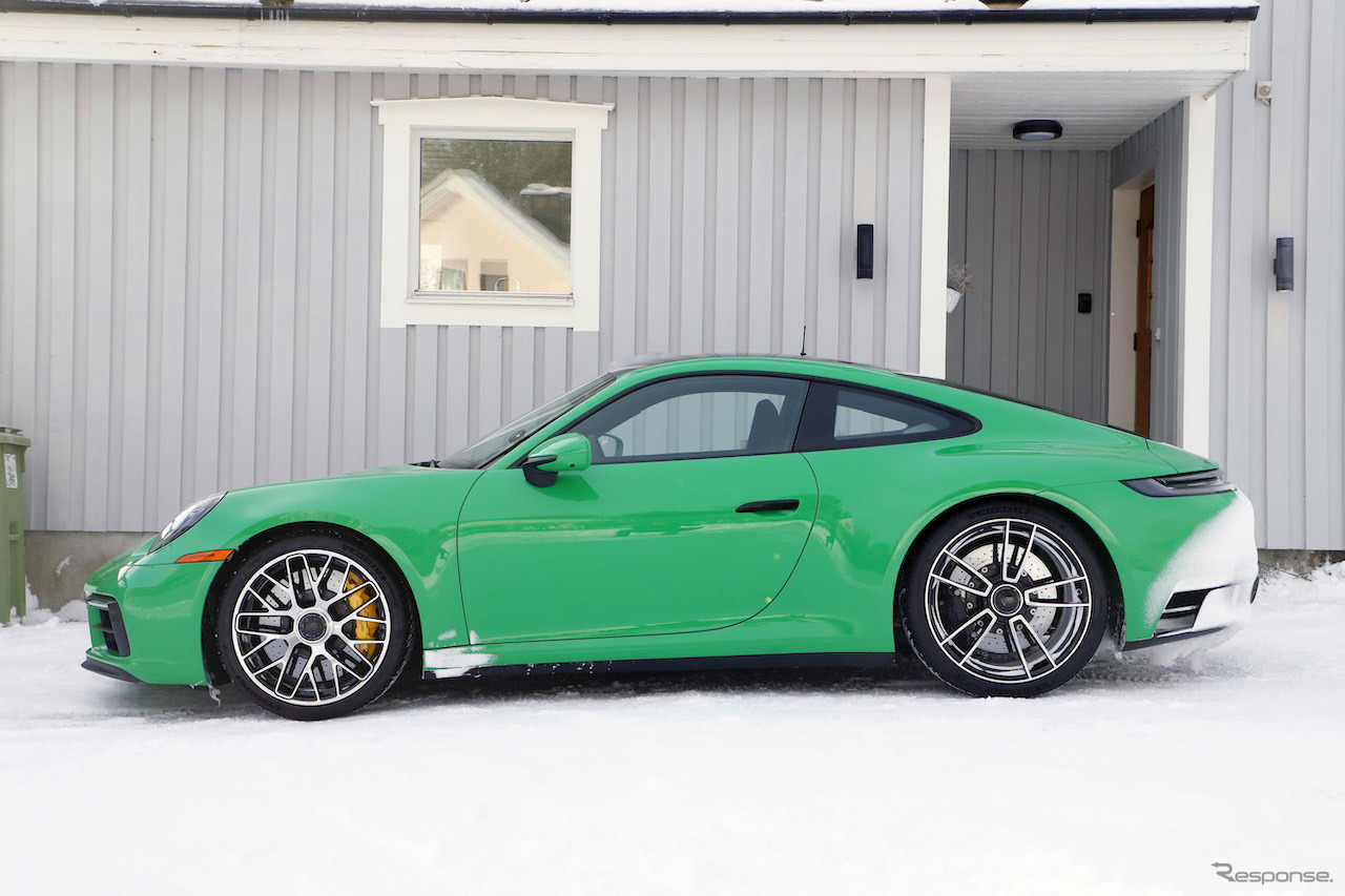 ポルシェ 911 GTS 新型プロトタイプ（スクープ写真）