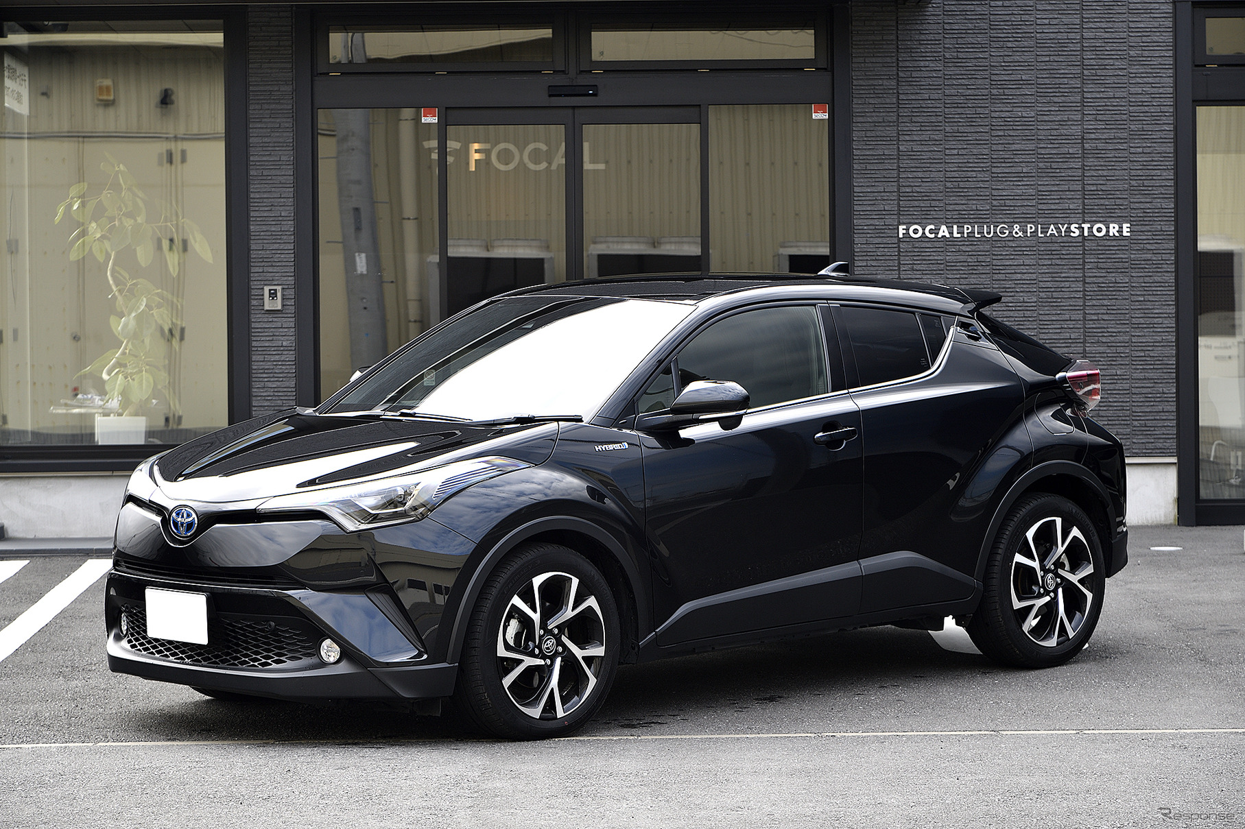 トヨタ C-HR トレードインスピーカーキット発売…手軽に高音質を楽しめる。